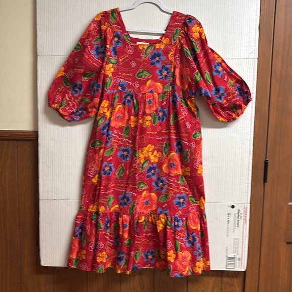 Aria Dress/Red W/Flowers And Writing (Japan Peacock Starry Wild Flowers) Size 8 - Picture 1 of 9